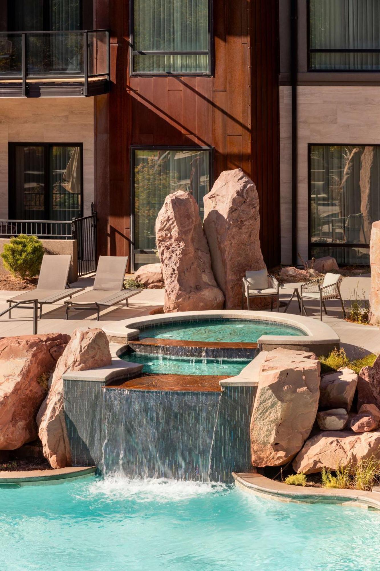 ホテル Casitas At The Hoodoo Moab, Curio Collection By Hilton Abbey Road エクステリア 写真